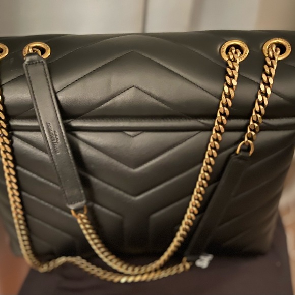 Medium Loulou Quilted Leather Shoulder Bag - Picture 7 of 12